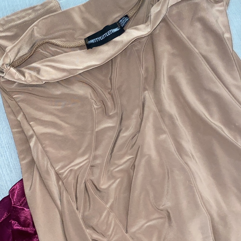 Pretty Little Thing Ruched Leggings Nude😍🤤 - Picture 5 of 7
